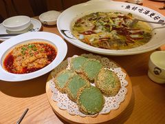 老坛酸菜鲈鱼-江渔儿酸菜鱼(映月湖环宇城店)