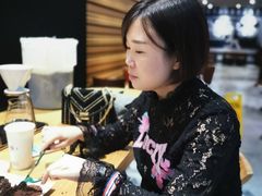 -星巴克臻选(郑州国贸360广场店)