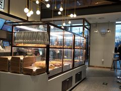 面包甜点陈列柜-奈雪的茶(中粮祥云小镇店)