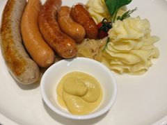 小份香肠拼盘-Paulaner·德国帕拉娜自酿啤酒餐厅(海上世界店)