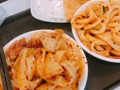 -舌尖尖传统小吃(万达店)