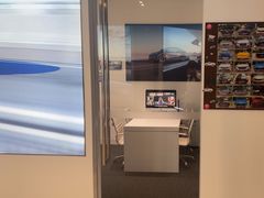 -TESLA 特斯拉(上海太古汇体验店)