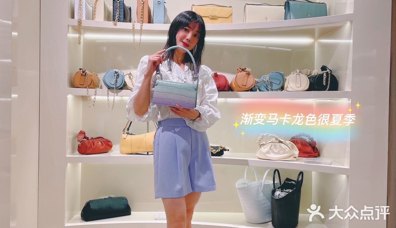 LOOKNOW这件宝贝，你就是夏天的白月光😘