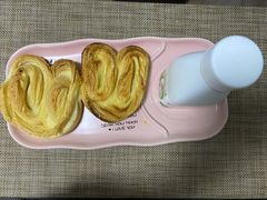 -国际饭店·帆声西饼屋(黄河路店)