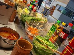 -百品聚旋转火锅(号外店)