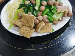 -赵氏牛肉罩火烧