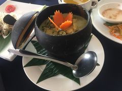 -Neary Khmer Restaurant