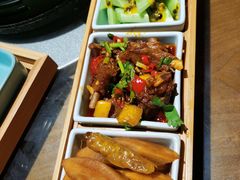 餐前开胃拼盘-甘家界柠檬鸭(安吉店)