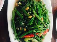 -Dang restaurant (patong phuket)
