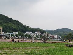 -红山村