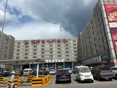 -锦绣大地生鲜食品厅(巨山路店)