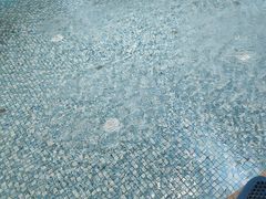 -涨巢·潮玩水疗局