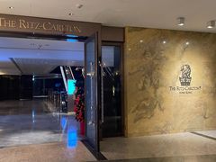 -OZONE 顶楼酒吧(香港丽思卡尔顿酒店)