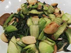 -荷花亭·湖北融合菜(十堰武商MALL店)