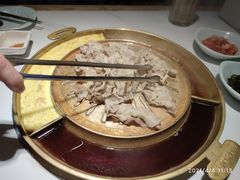 -猪啊牛呀羊啊铜盘烤肉(正大广场店)