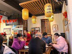 -邢老三肉丸胡辣汤腊牛肉夹馍(华阴分店)