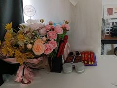 -红像馆连锁精致证件照职场照(中关村店)