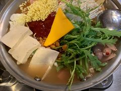 部队火锅-富乐满韩国正宗炸鸡韩国料理(虹泉路店)