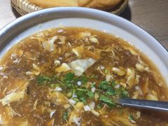 小油条配酸辣汤-味莊·青岛菜(云霄路店)