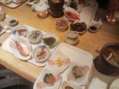 -雍和会海鲜姿造自助(湖东路店)