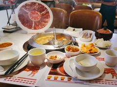 -左庭右院鲜牛肉火锅(环球港店)