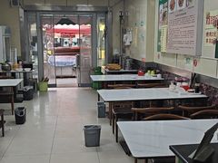 -明记汤揪片子炒面(红山市场特色美食街店)