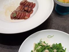 -鸽子侯·家宴·平价海鲜(绿地店)