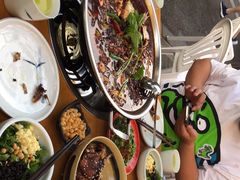 -小饕荟雅安贡椒鱼鲜馆(广福桥店)