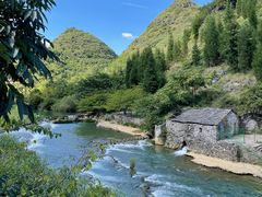 -高荡千年布依古寨旅游景区