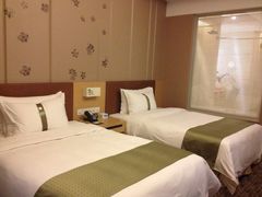 iphone_upload_pic-南阳建业森林半岛假日酒店