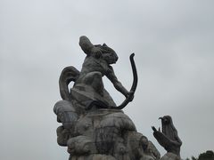 -巴陵广场