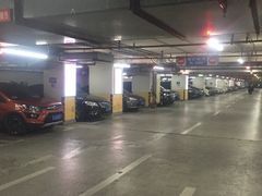 -中山公园-龙之梦停车场