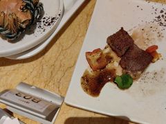 -雍和会海鲜姿造自助(湖东路店)