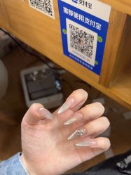 -UGIRL有个美甲