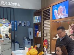 -一代眼镜·蔡司配镜(浦东大拇指广场店)
