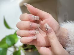 -UMl Nail 尤米美甲美睫半永久