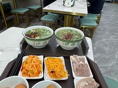 -伊穆祥牛肉面总店·清真