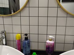 -汗水空间私教健身连锁(SM广场店)