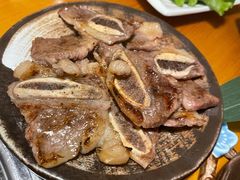 招牌壶渍牛小排-本寻烧肉酒场(双井店)