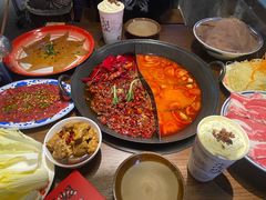 -萍姐火锅·公路夜市(武汉首店)