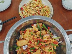 -湖南人家湘菜馆(镇江路店)