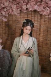 -汉仪华裳汉服馆(打浦桥店)