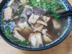 -清真·白家牛肉罩火烧老店(育才街店)