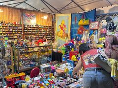 -席娜卡琳火车铁道夜市