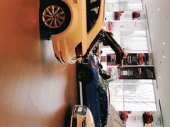 -成都华星名仕奥迪4S店(龙潭寺店)