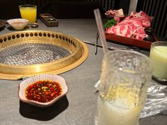 -铭牛烧肉·和牛海鲜自助(高新月牙湖店)