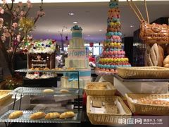 自助餐厅高大上-永恒朗悦酒店(广西大学地铁站大学东路万达广场店)