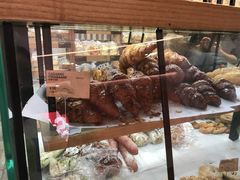 焦糖牛角酥-PAPER STONE BAKERY(天汇广场店)