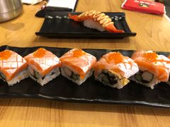 特级三文鱼腩卷-万岁寿司(万国店)