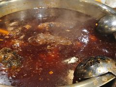 -肖肖酸萝卜鱼火锅(总店)